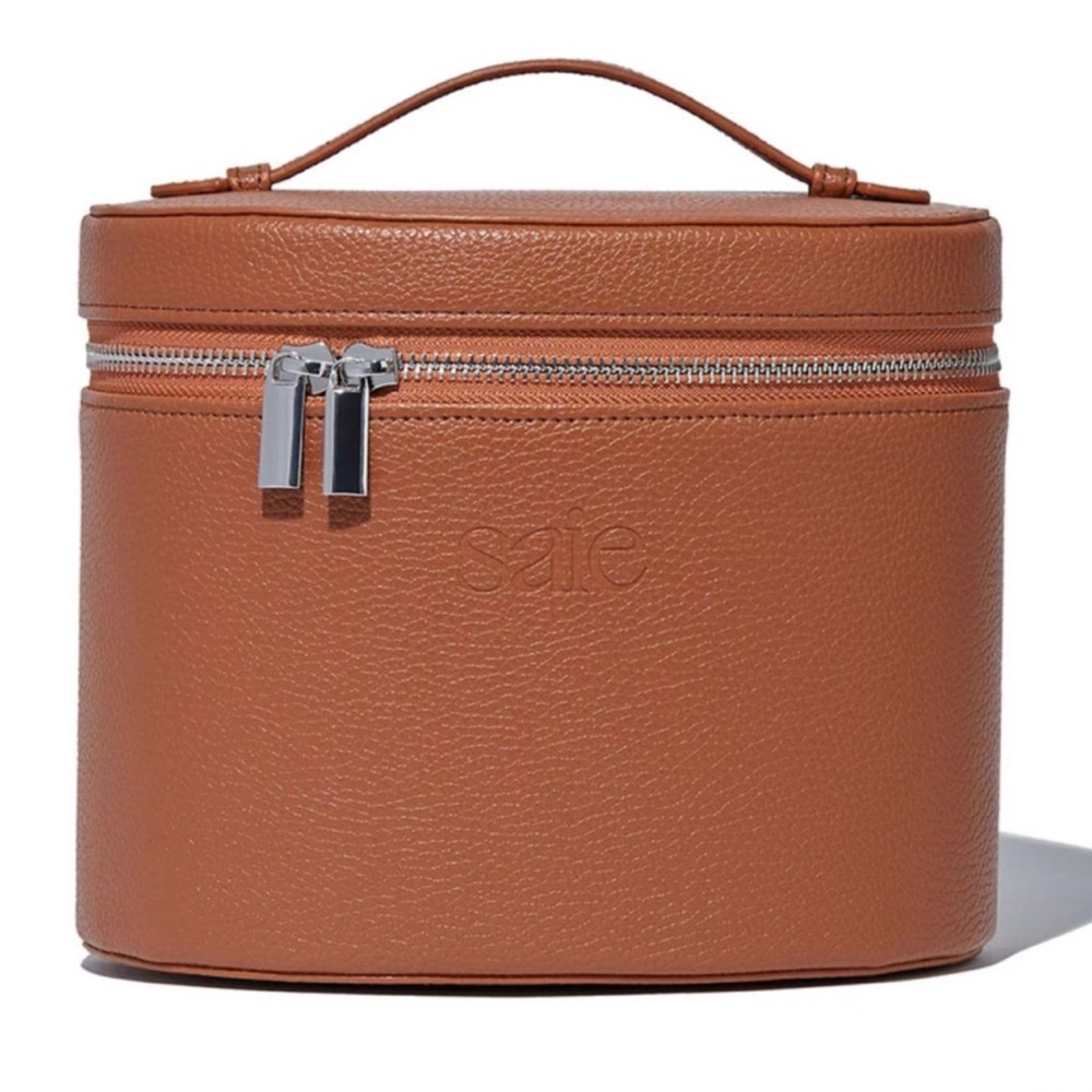 NWT Saie Vanity Case